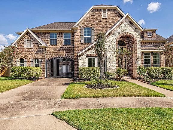 2nd image of 5626 Valley Country Ln