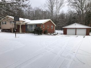 269 1st St, Shady Spring, WV 25918