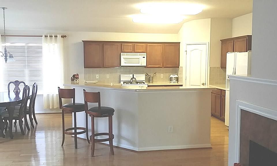1st image of 2710 Coyote Trail Dr