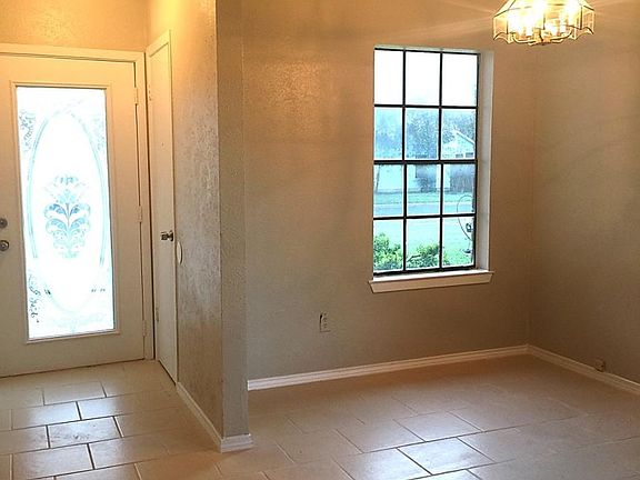 3rd image of 2614 Howellwood Way #A