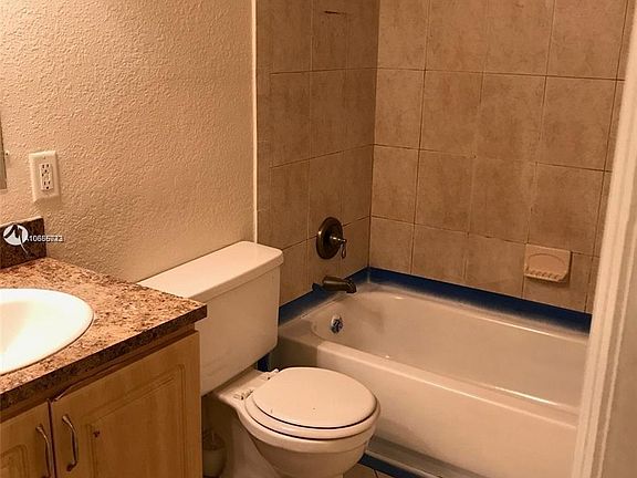 3rd image of 4009 N University Dr #206-G