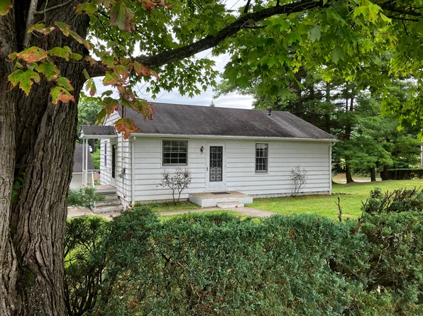 1191 Airport Rd, Aliquippa, PA 15001