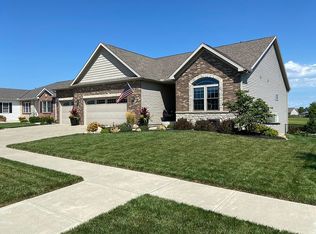 2222 Holbrook Dr, Normal, IL