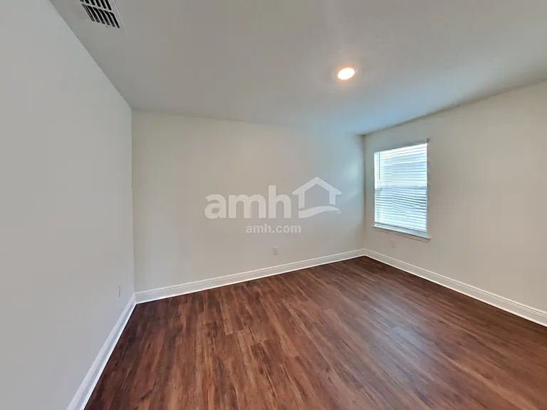 22477 Bellini Cir — Photo 24