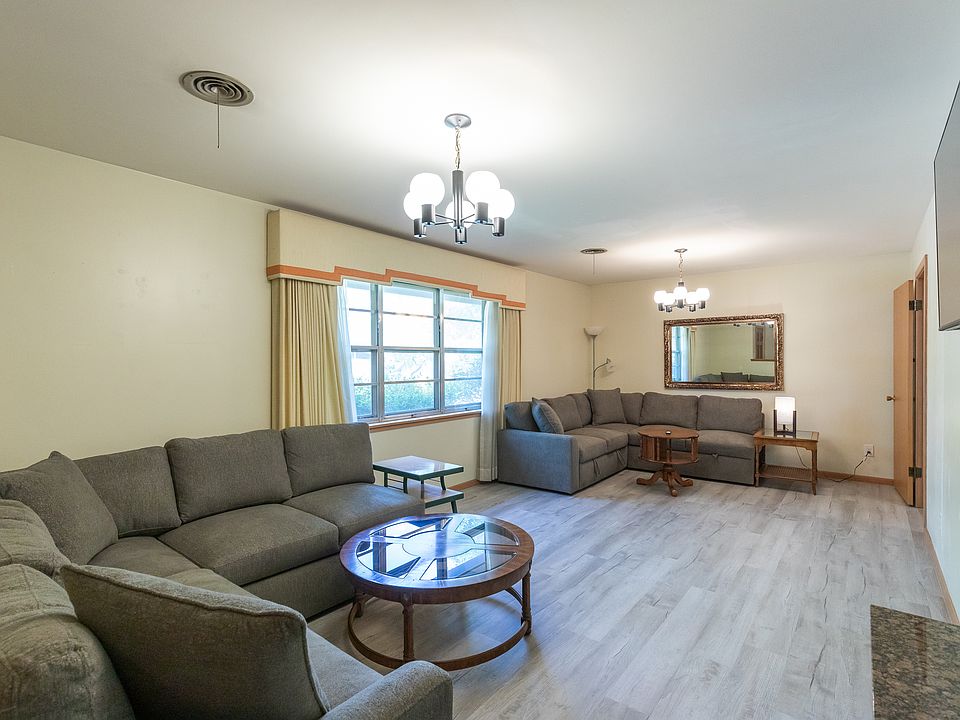 1st image of 2609 Madison Ave
