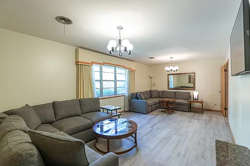 2609 Madison Ave Photo 1