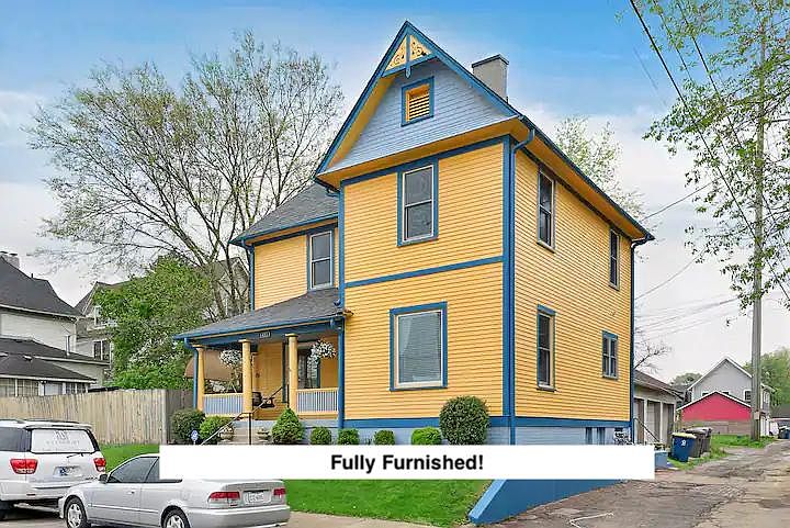 1st image of 417 E 21st St