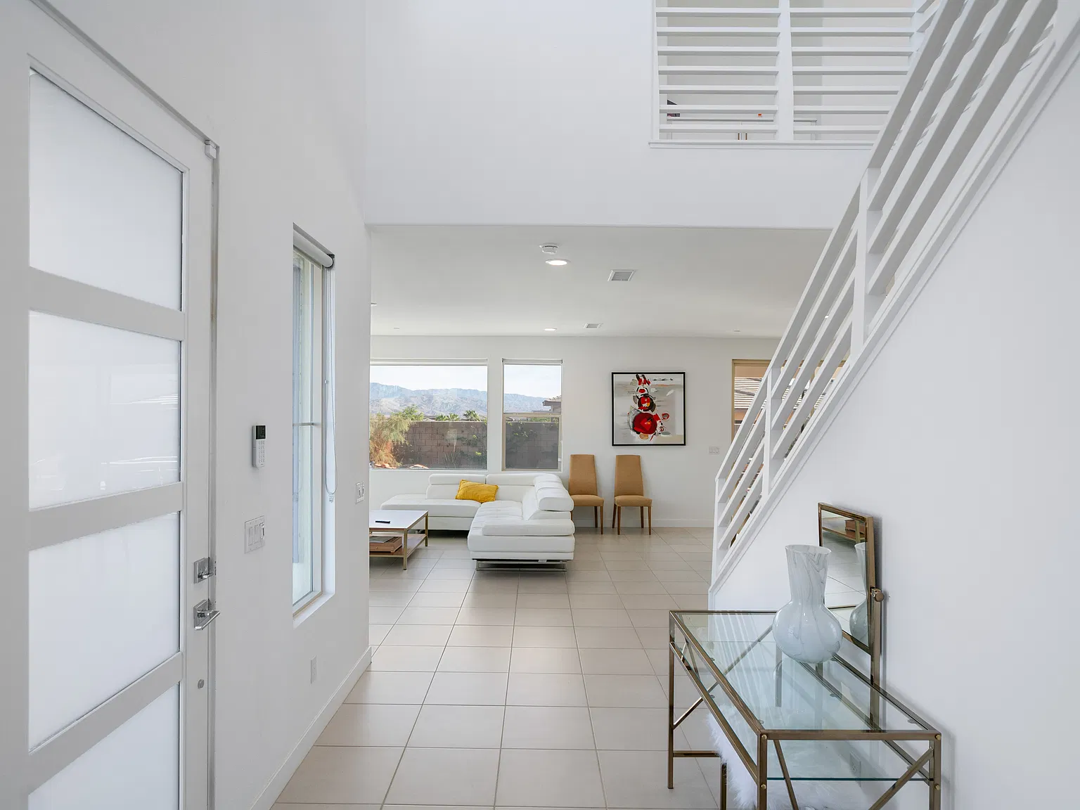4 bed, 2733 sqft, $5,300 — Photo 4