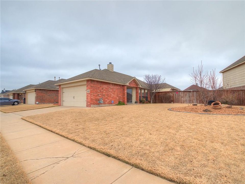 1st image of 1419 SW 25th St