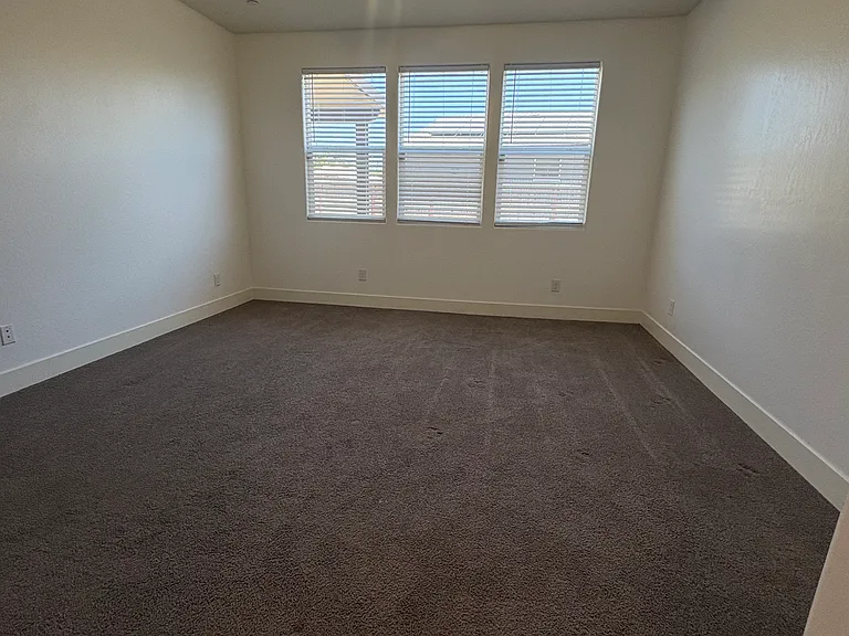 1622 E Copper Ct — Photo 6