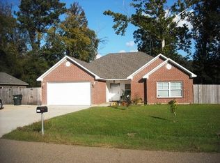 110 Sarah Dr, Choudrant, LA 71227