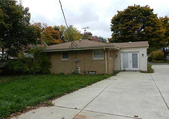 2nd image of 4873 N 48th St