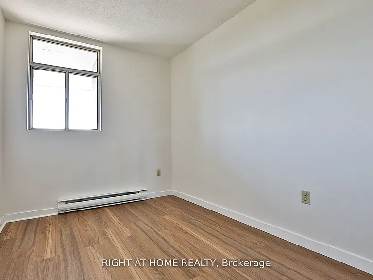 35 Sunny Glenway #302 — Photo 22