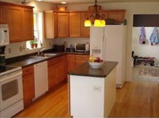 519 Old County Rd, Deering, NH 03244