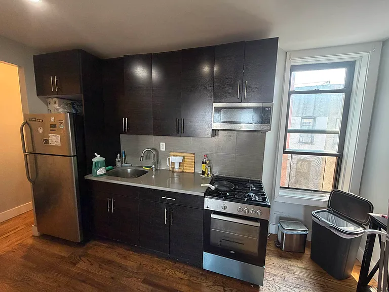 6803 3rd Ave #D5 — Photo 2