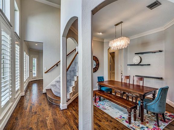 5th image of 7120 Yardley Ln