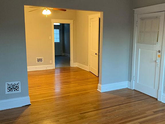 3rd image of 5331 Bancroft Ave APT 2W