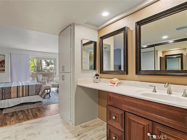 500 S Farrell Dr, Palm Springs, CA