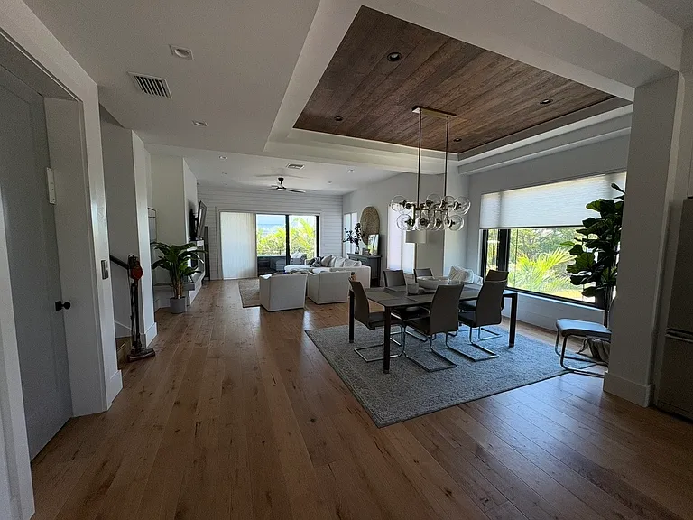 6840 Longboat Dr S — Photo 18
