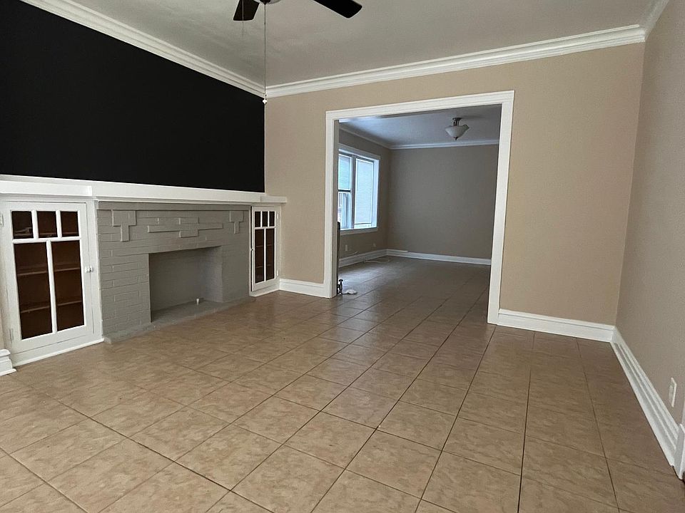 1st image of 4327 W Kamerling Ave #1