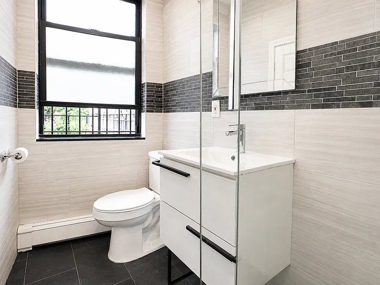 376 Myrtle Ave #2 — Photo 11