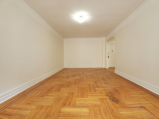 3rd image of 40 Shore Blvd #50C