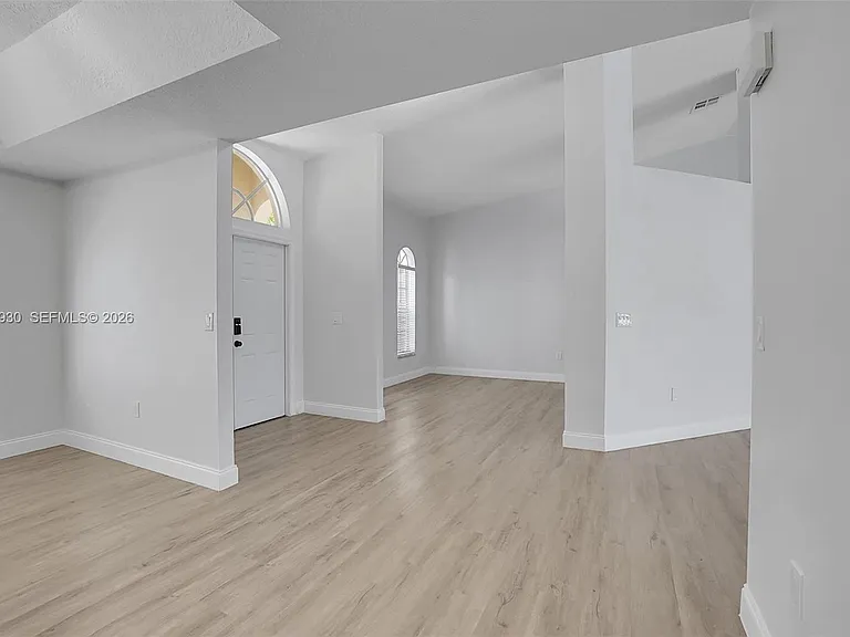 1574 NW 103rd Ter — Photo 11
