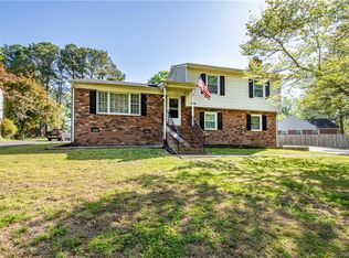 9354 N Rinker Dr, Mechanicsville, VA 23116