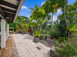 2335 Amokemoke St, Pearl City, HI 96782