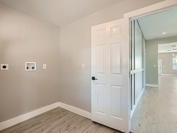 5th image of 909 29th St