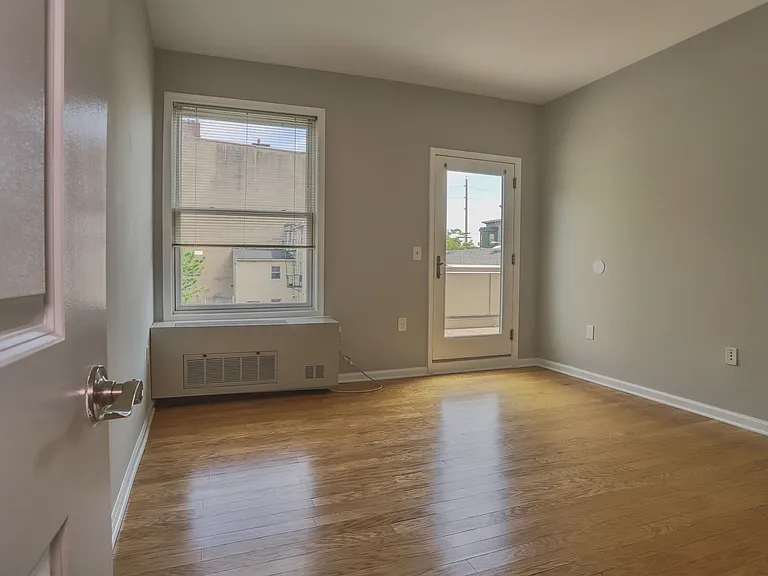 76 St Paul's Avenue — Photo 32