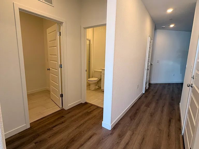12778 Ironbow Way — Photo 28