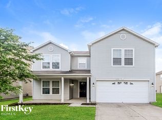 2270 Cedarmill Dr, Franklin, IN 46131