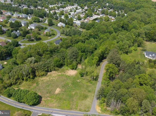 3934 Kirkwood Saint Georges Rd, Bear, DE 19701