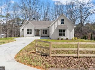 2020 Darby Rd, Waleska, GA 30183