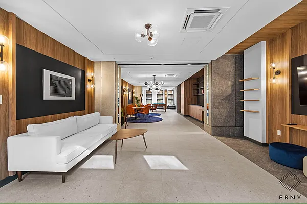 Rented by ERNY LLC | media 25