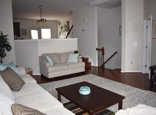 22579 Highcroft Ter, Ashburn, VA