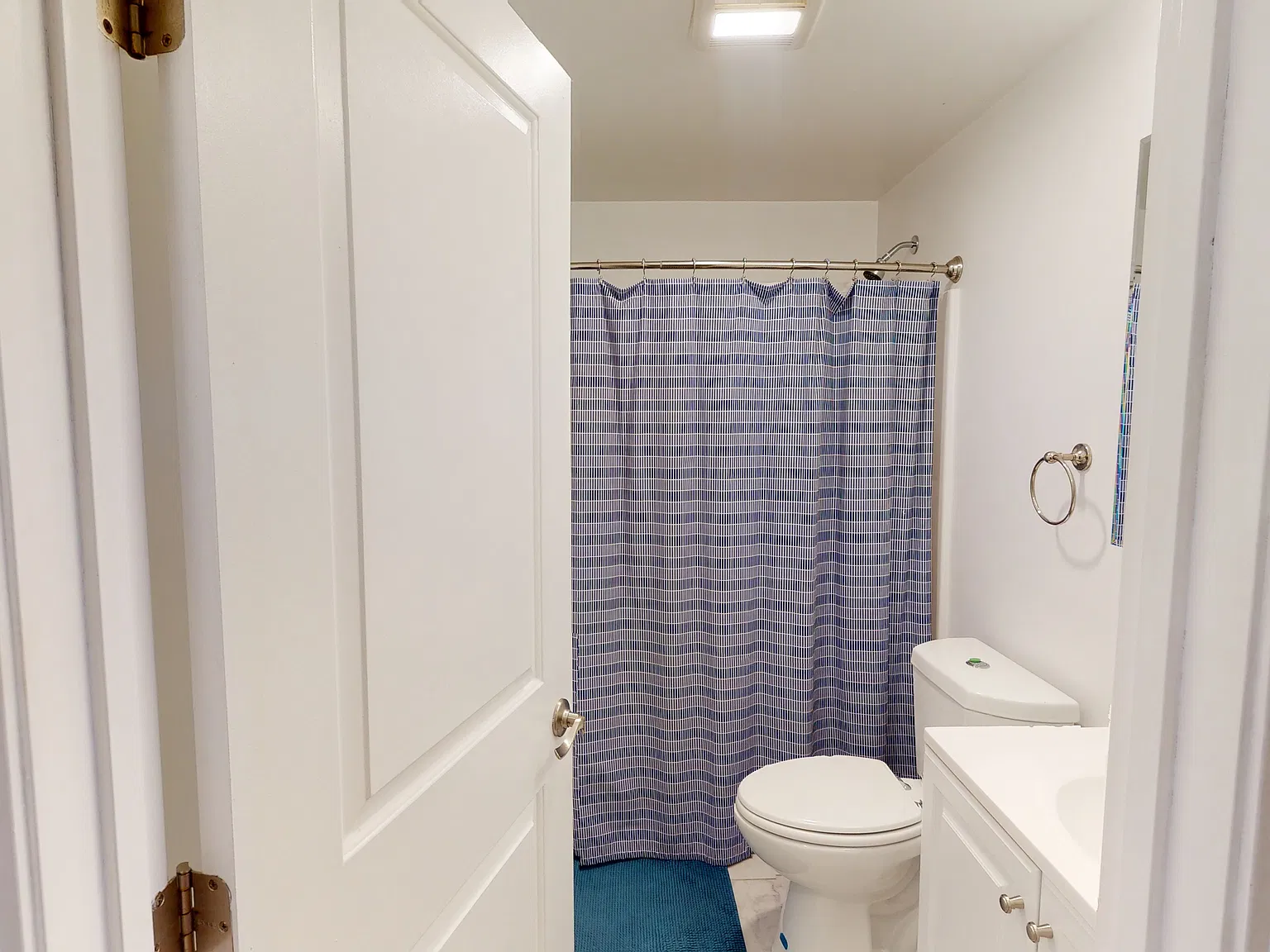 1 bed, 1100 sqft, $1,225 — Photo 3