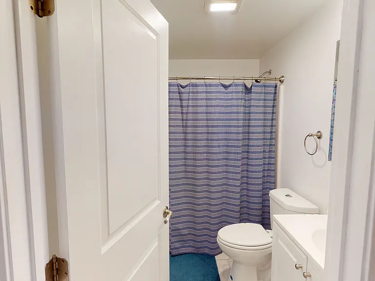 951 Saratoga St #3 — Photo 3