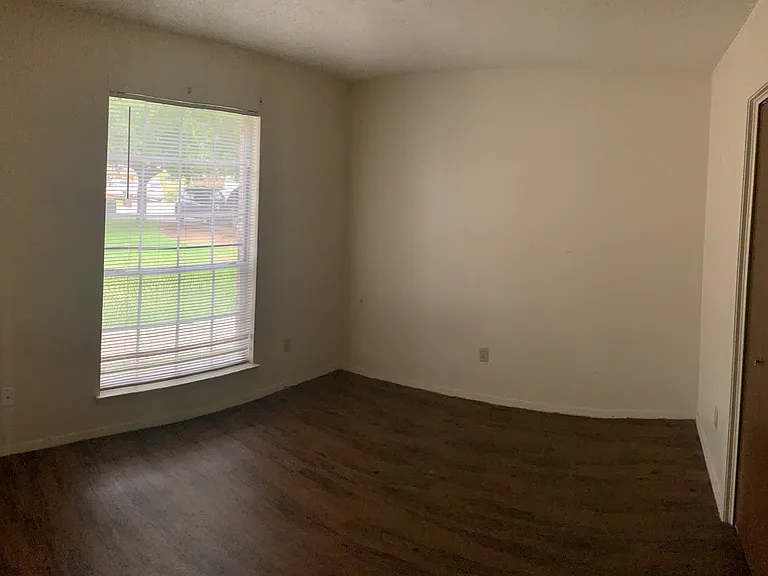 1506 S Medina St #A — Photo 7