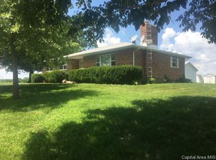 2016 County Line Rd, Murrayville, IL 62668