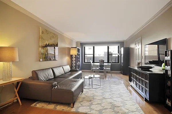 Sold by Citi Habitats | media 21