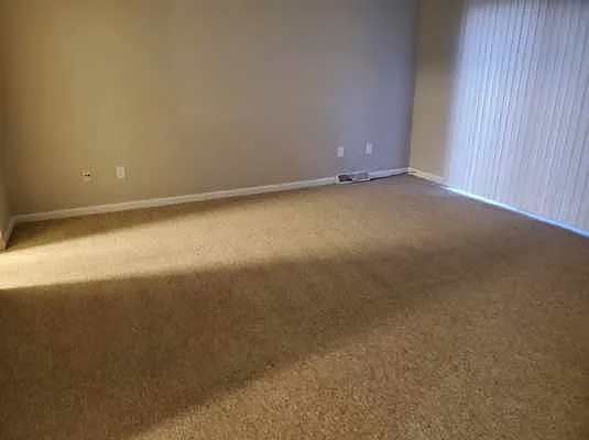 3800 Burton St SE — Photo 10