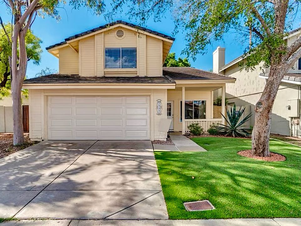 Exterior/front yard