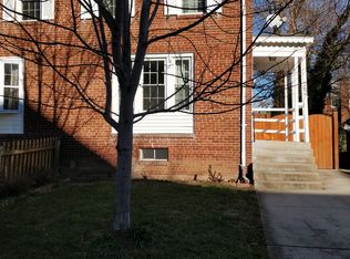 2627 S Veitch St, Arlington, VA 22206