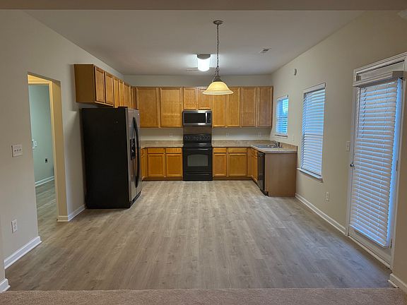 3rd image of 15200 Chowning Tavern Ln
