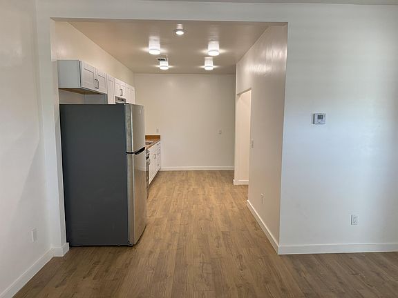 5th image of 1718 N 26th Pl #11211926