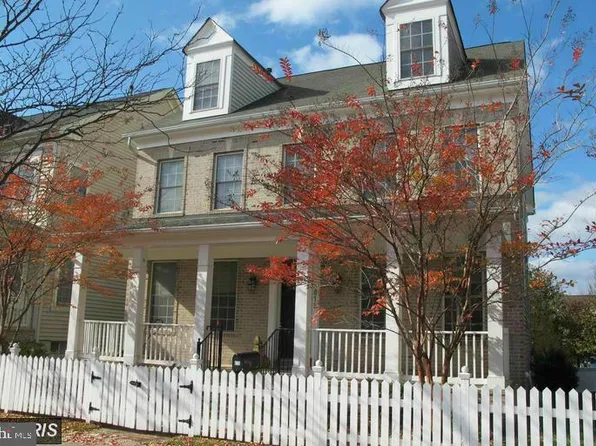 815 Royal Cres, Rockville, MD 20850