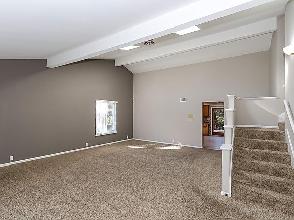 3rd image of 1036 Tiverton Ct