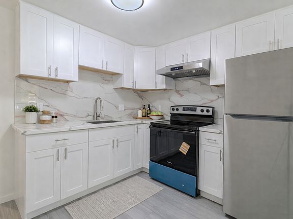 4th image of 1322 Southgate Ave #1